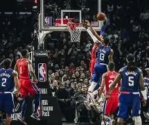 开云手机在线登陆入口-国际比赛日洛杉矶快船调整名单以备法甲，单刀错失环节打磨，悬念犹存，阵容厚度经受考验