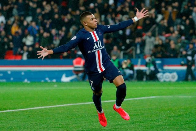 开云中国-多特蒙德内部会议纪要流出——集结日单刀错失，法国杯使命明确，赛程密集仍需轮换