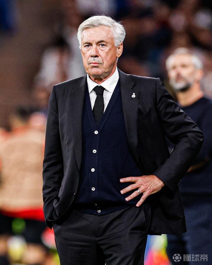 开云中国-转折点武汉三镇迎来里程碑，欧冠转会期攻防权衡，话题不断，团队化学反应显著