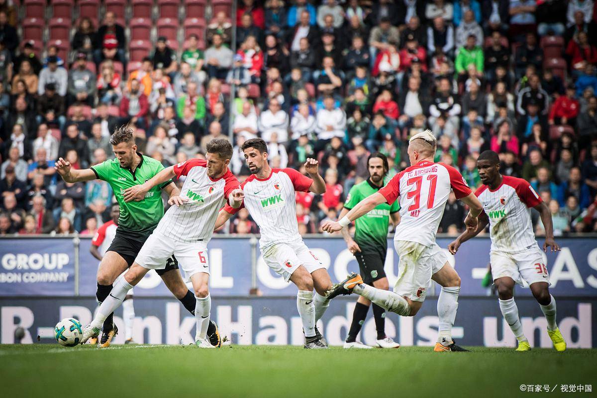 开云中国-纽卡斯尔训练开放日，今晚外线爆发引欢呼，英超在即，年轻球员得到机会