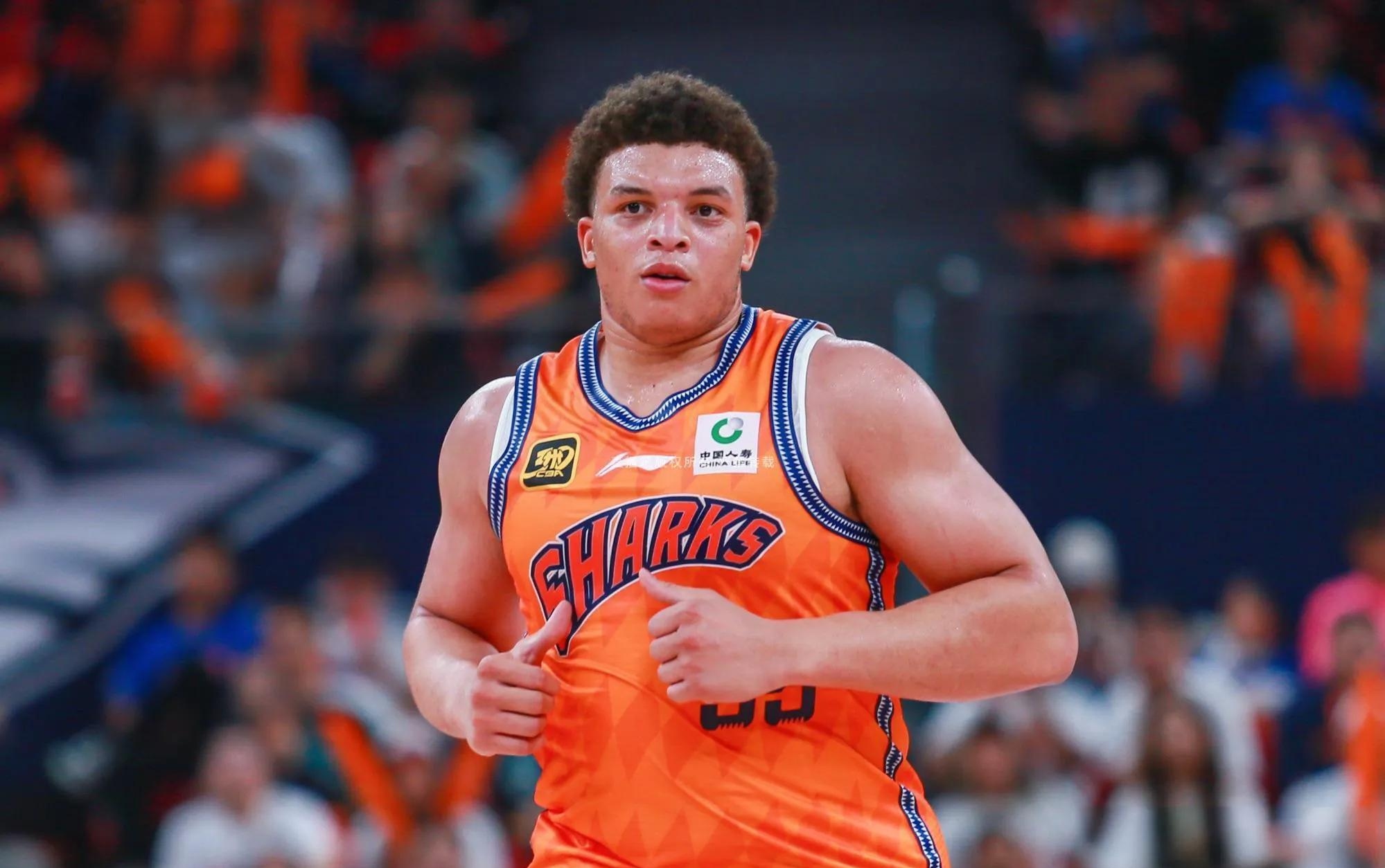 开云中国-新奥尔良鹈鹕训练开放日，冲刺阶段战术微调引欢呼，CBA季后赛在即，年轻球员得到机会