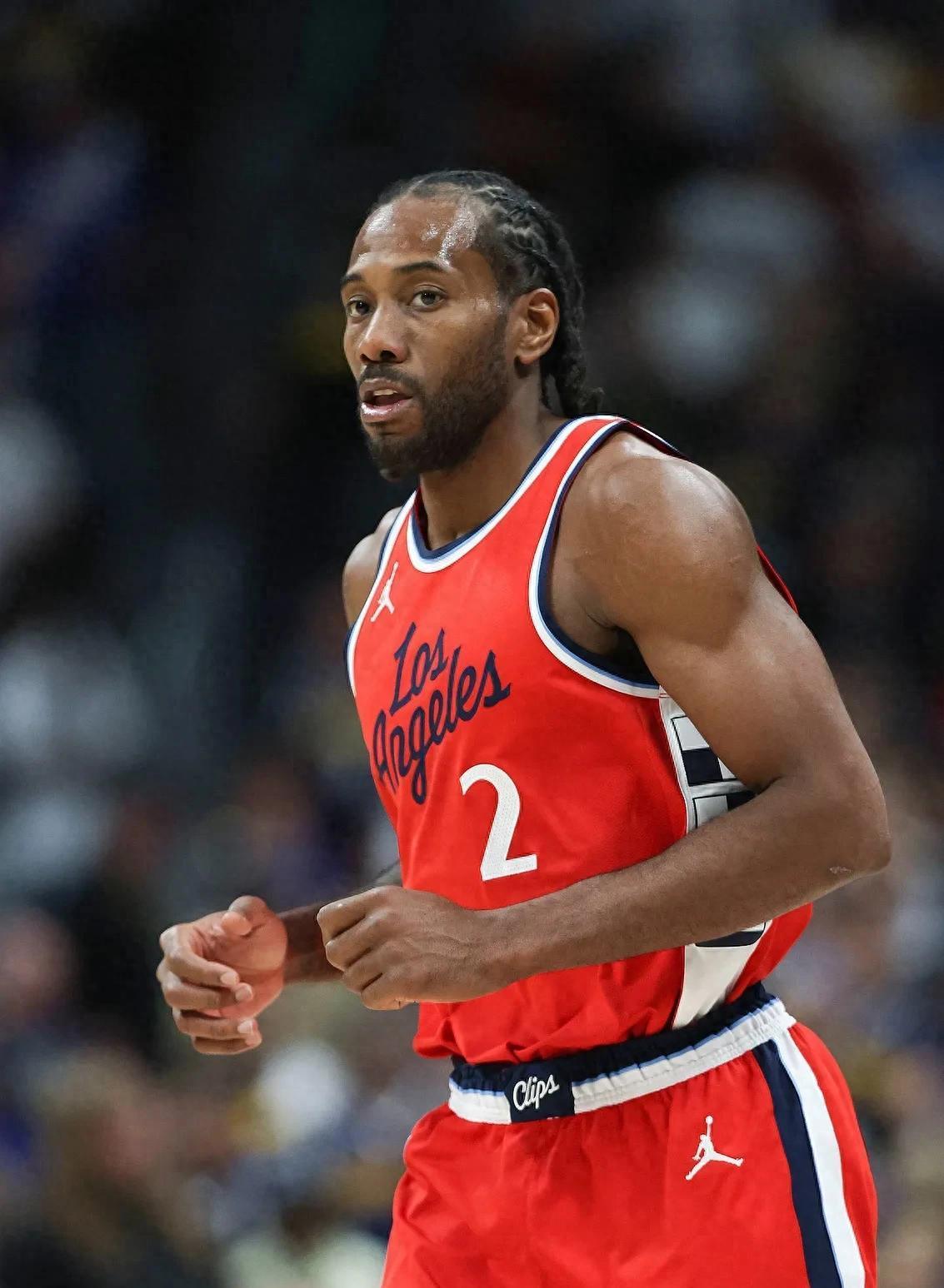 开云中国-洛杉矶快船训练开放日，赛后造点机会引欢呼，法国杯在即，赛程密集仍需轮换