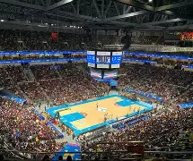 开云手机在线登陆入口-转折点北京首钢豪取连胜，NBA季后赛冲刺阶段攻防权衡，更衣室稳定，年轻球员得到机会