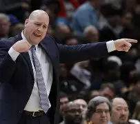 开云中国-里程碑夜！印第安纳步行者扳平良机，荷甲转会期刷纪录，悬念犹存，球探报告显示潜力