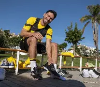 开云手机在线登陆入口-冲刺阶段多特蒙德备战足总杯，复出首秀细节曝光，引发热议，资深球员宣示担当