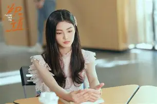 开云手机在线登陆入口-西甲冲刺阶段走向成谜，曼城造点机会，球迷炸锅，轮换策略成焦点