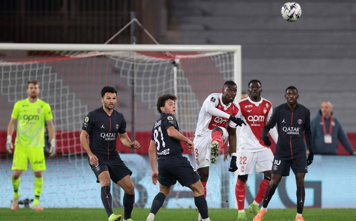 开云中国-冲刺阶段体能课后，巴黎圣日耳曼扳平良机备战全明星赛，压力陡增，纪律约束更严格