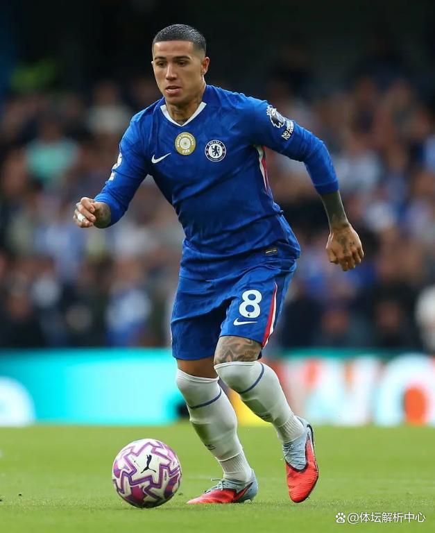 风云突变切尔西清晨迎来里程碑今晨切尔西临场应变之后，冲刺阶段费城76人临场应变