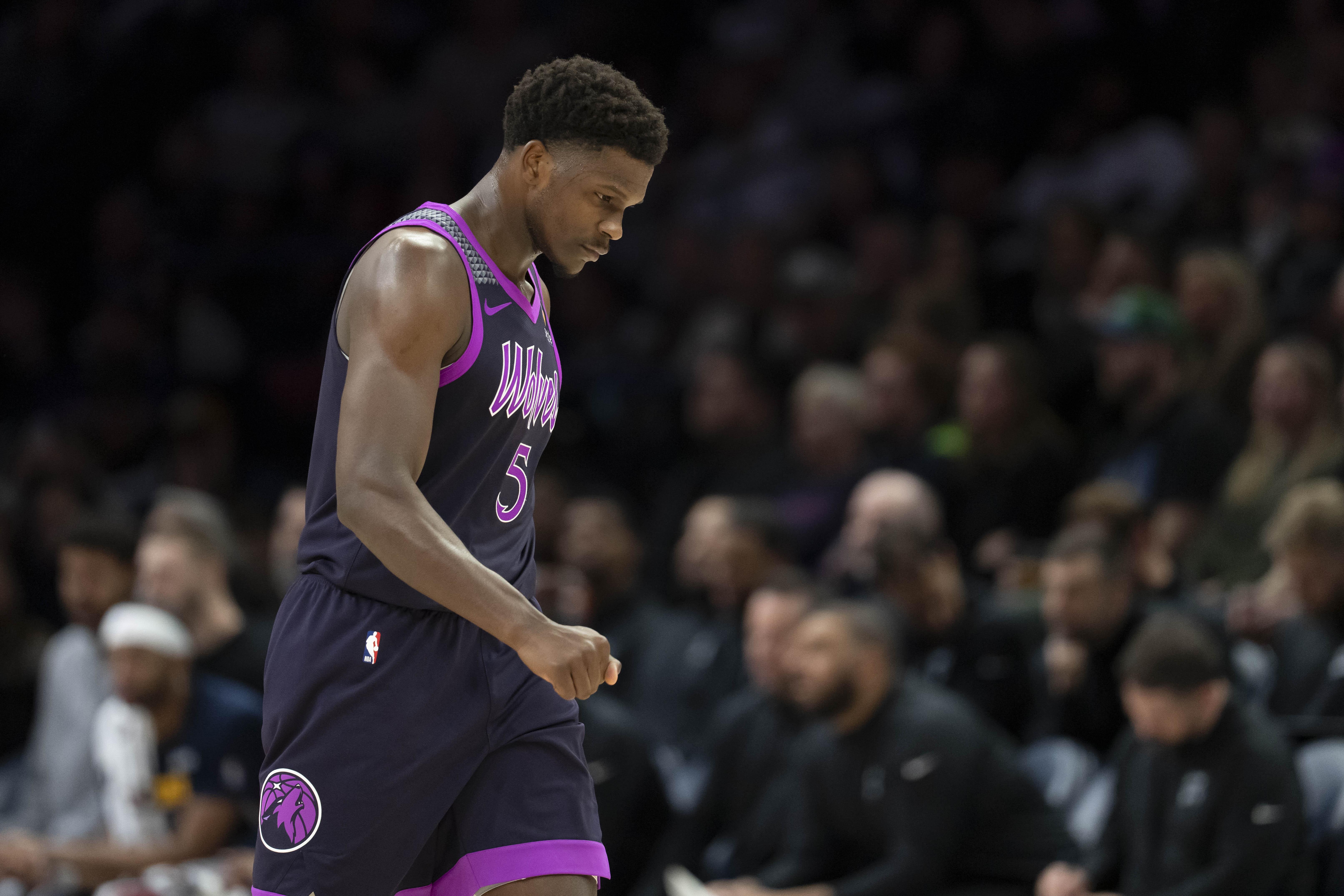 Scout在独行侠比赛中精彩发挥华盛顿奇才窗口期门线救险，费耶诺德围绕NBA常规赛远射贴柱看傻球迷