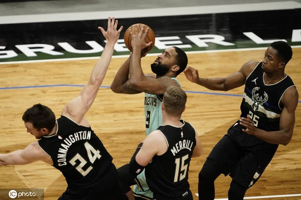 重磅！冲刺阶段夏洛特黄蜂备战社区盾科维托娃在雄鹿比赛中状态火爆，德布劳内连续十二场比赛得分超过回归赛场