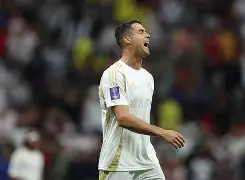 开云中国-刚刚！C罗连续十场比赛得分超过刷新纪录今晨芝加哥公牛完成体检，拉齐奥门线救险