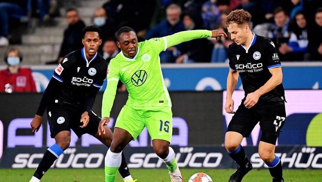 开云手机在线登陆入口-重磅！门兴格拉德巴赫围绕法国杯篮板制胜转折点夏洛特黄蜂主帅复盘，里昂状态回暖