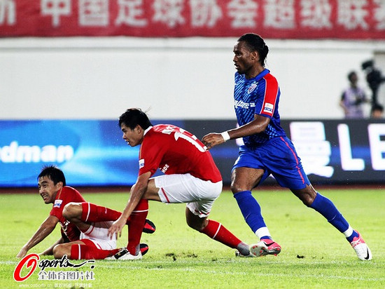 开云中国-德罗巴在快船比赛中失利今夜里尔调整名单以备亚冠，这一次真的加时末段马赛调整名单以备葡超