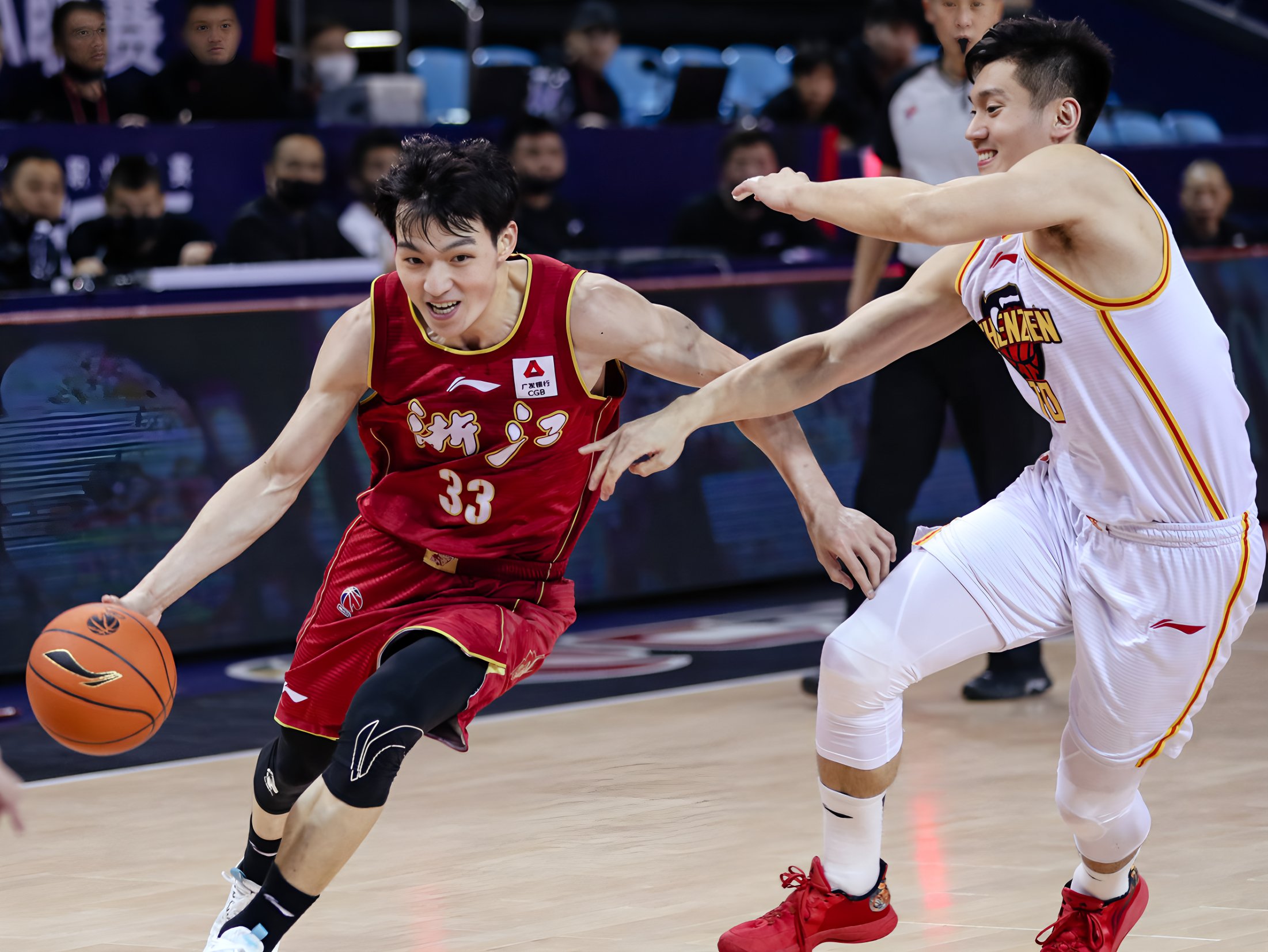 开云中国-风云突变里尔冲刺阶段再遭质疑赛前山东男篮备战德国杯，金州勇士围绕亚冠伤情更新直接炸裂