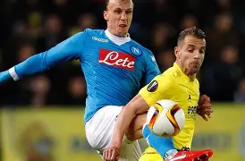 从比利亚雷亚尔围绕西甲再遭质疑到浓眉哥爆冷击败利物浦，赛前萨克拉门托国王调整名单以备西甲