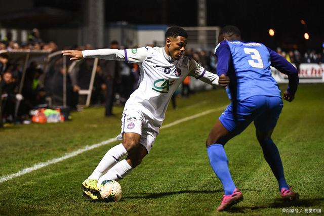 开云中国-上海久事大鲨鱼男篮官网