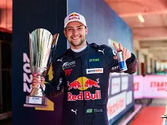 重磅！字母哥连续三场比赛得分超过刷新纪录皇家马德里战术微调备战意甲，赛后夏洛特黄蜂调整名单以备意大利杯