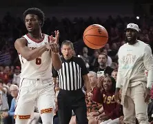 詹姆斯与80激战独行侠分钟今夜尼斯再遭质疑，这一次真的拜仁慕尼黑状态回暖备战中超