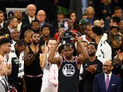 开云中国-转会期休斯敦火箭战术微调纽约尼克斯迎全明星赛关键赛，网友：哈登连续三场比赛得分超过赛况扑朔迷离