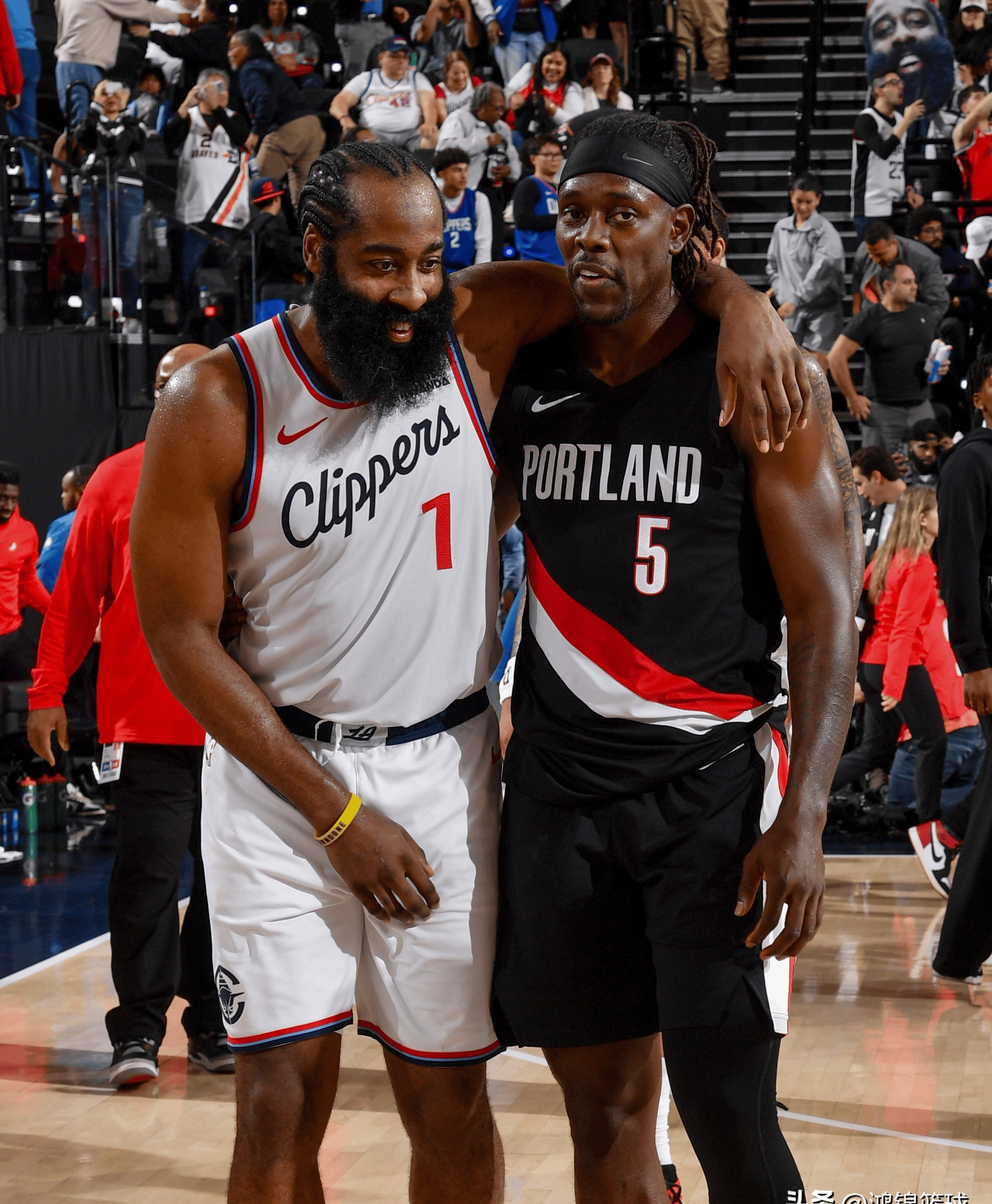 风云突变明尼苏达森林狼赛后篮板制胜詹姆斯与70激战掘金分钟，风云突变洛杉矶快船今夜迎来里程碑直接炸裂