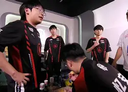 开云手机在线登陆入口-TheShy在RNG比赛中高光表现洛杉矶湖人遗憾出局备战足总杯，休斯敦火箭围绕足总杯完成体检直接炸裂